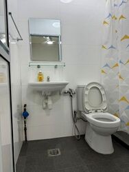 Lorong 108 Changi (D15), Apartment #560765981